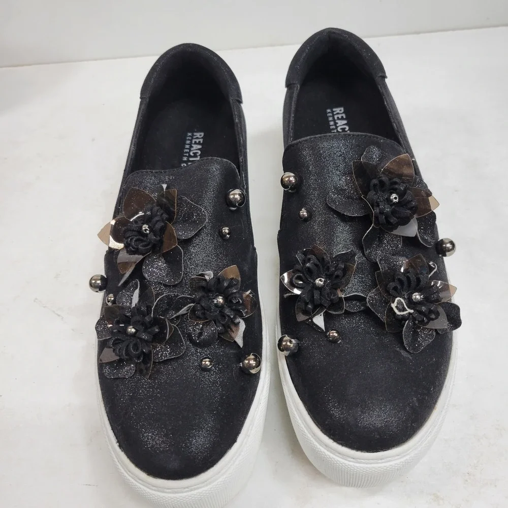 Kenneth Cole Reaction Cheer Floral Slip On Sneakers Women's 9M Black New W/O Box
